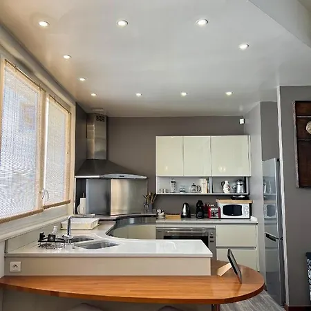 Le Victoria Iii - Point - 105m2